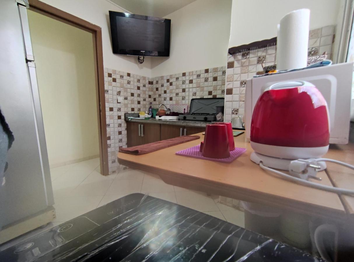 Beautiful Ground-Floor Apartment With Portable Air Conditioning, Parking, And Free Wi-Fi Casablanca Exterior photo